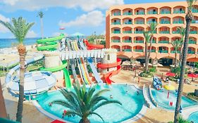 Hotel Marabout - Families And Couples Only